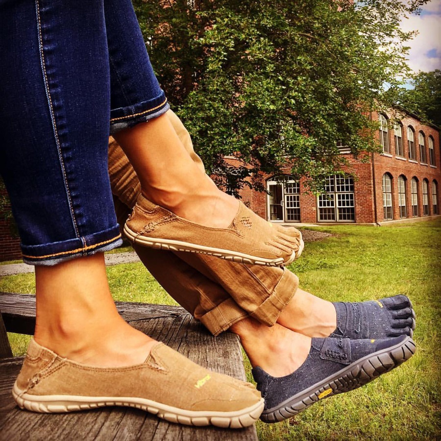 CVT-Hemp Women's Khaki Vibram